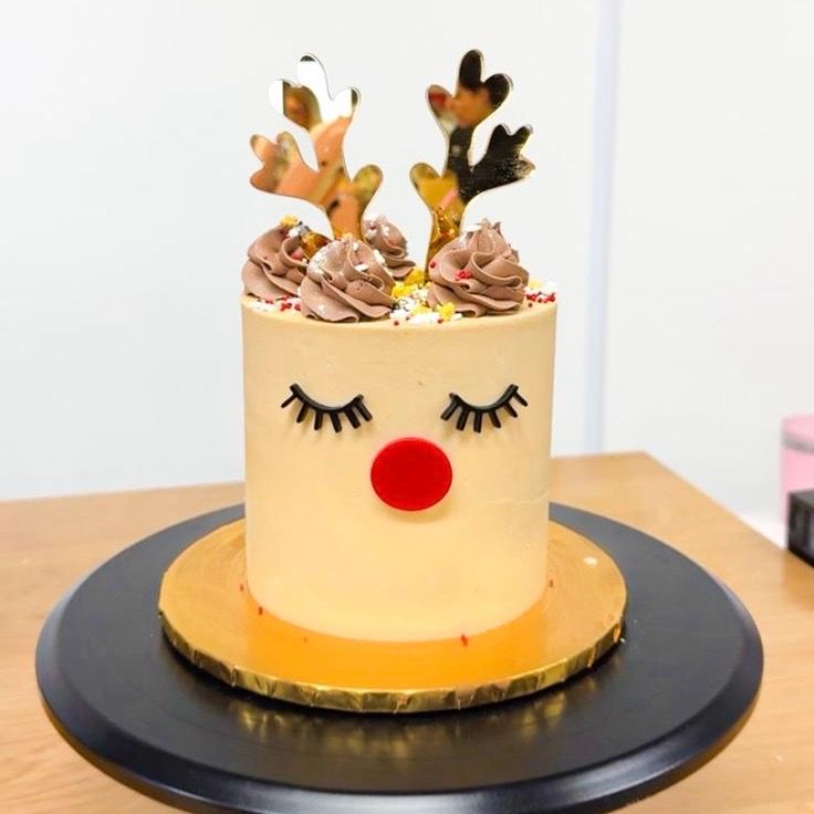 Child with Adult Christmas Rudolf Cake Decorating Class with ChellBells Cakes (approx 6-18 Year Olds)