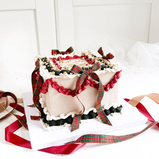 Vintage Square Christmas Cake