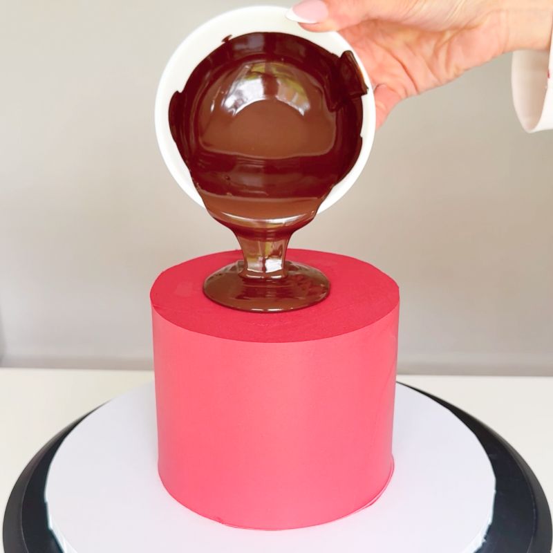 Hot Chocolate Christmas Cake Decorating Class - Child with Adult (approx 6-18 Year Olds)