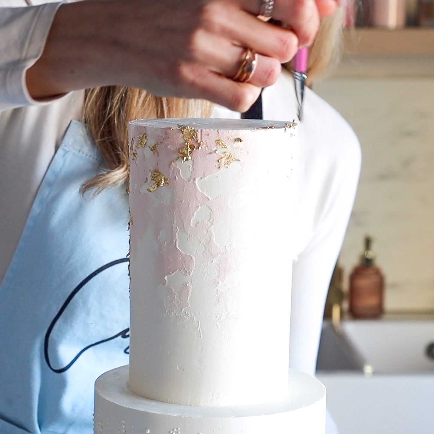 ONLINE Modern Floral Wedding Cake Class - ChellBells Cakes