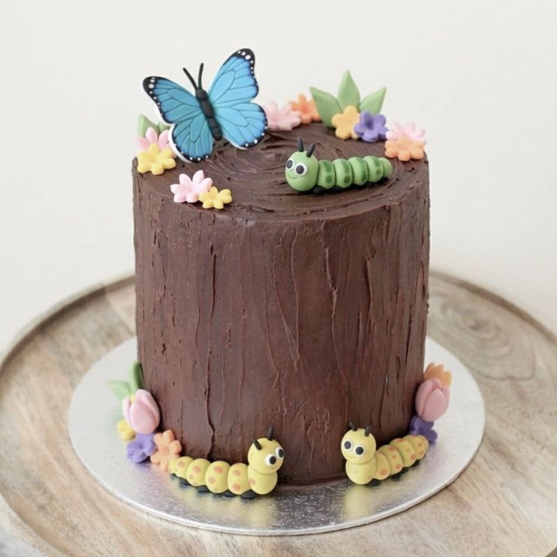 Magical Woodland Cake Creations Class for Children (plus Adult) with Georgia's Cakes at The LissieLou Cake School