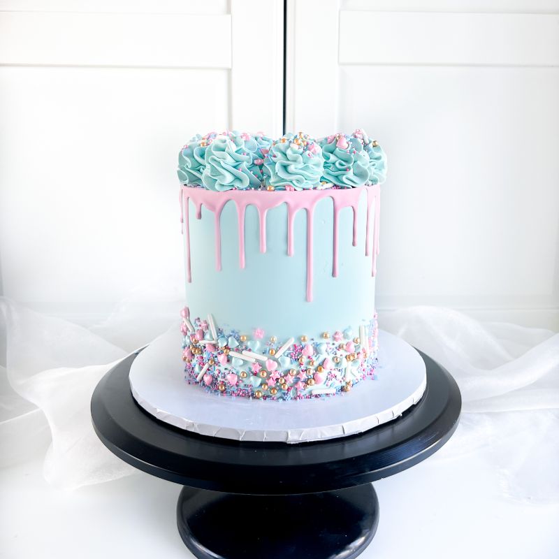 Buttercream Drip Cake for Beginners with LissieLou's Baker
