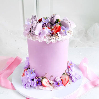 Swiss Meringue and Italian Macaron Cake Class with ChellBells Cakes at The LissieLou Cake School