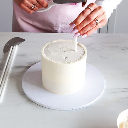 Learn how to Double Barrel your cake - ChellBells Cakes