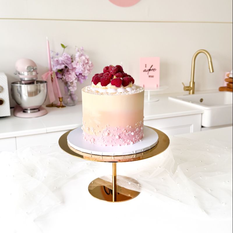 ONLINE Ombré Dreams Cake Course - ChellBells Cakes