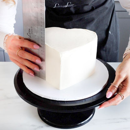 ONLINE How to create a Lambeth Heart Cake with ChellBells Cakes