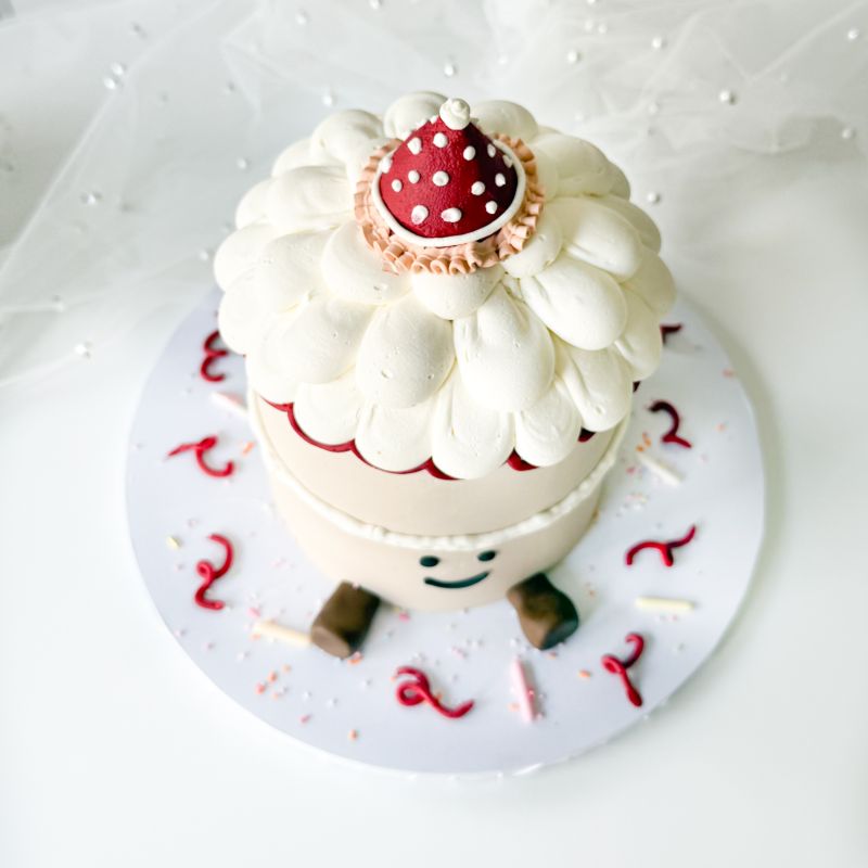 Party Poppet Cake - Child with Adult Cake Decorating Class (approx 6-18 Year Olds)