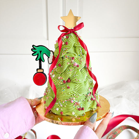 Come and make this gorgeous piped Christmas tree cake with your child this Christmas. Perfect for 6 to 18 year olds.