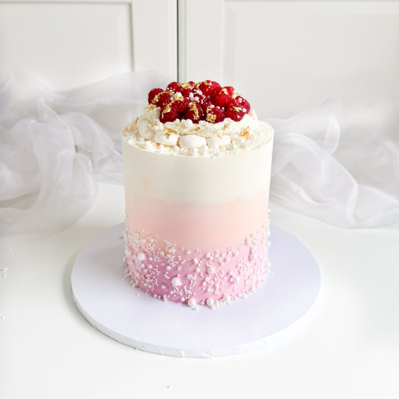 Ombré Dreams with ChellBells Cakes at The LissieLou Cake School