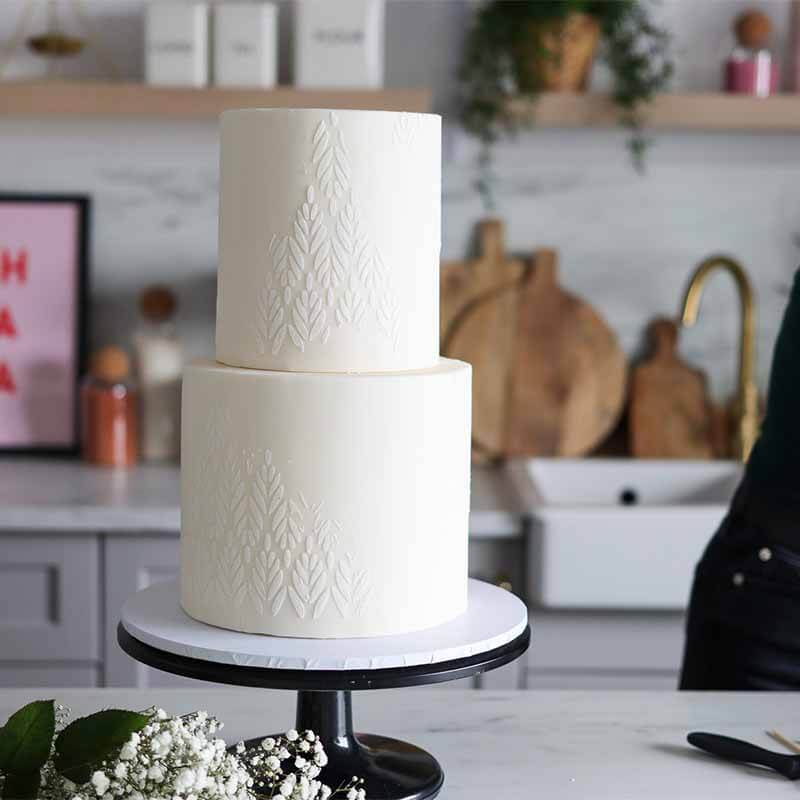 Floral Wedding 2 Day Cake Class in Buttercream with LissieLou's Baker
