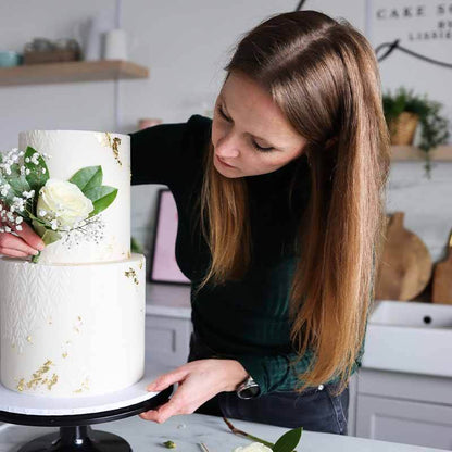 Floral Wedding 2 Day Cake Class in Buttercream with LissieLou's Baker