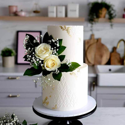 Floral Wedding 2 Day Cake Class in Buttercream with LissieLou's Baker